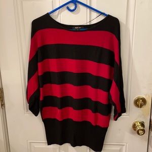Ladies Style & Co. red & black sweater. Size Large